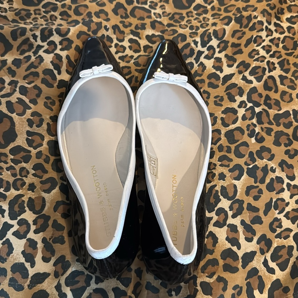 Stubbs & Wootton Black and White Flats with Elegant Trim - Picture 2 of 11